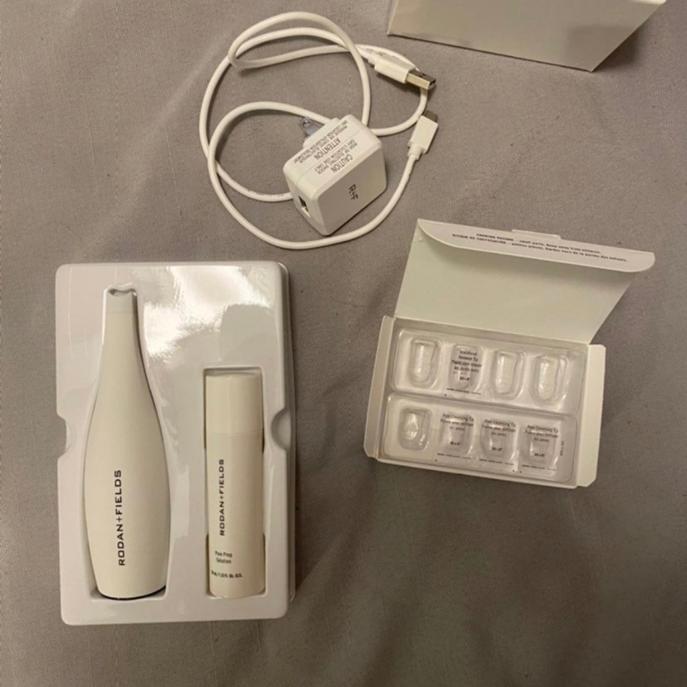 ⚡️PRICE DROP⚡️Rodan & Fields Pore Cleansing MD - Picture 3 of 5